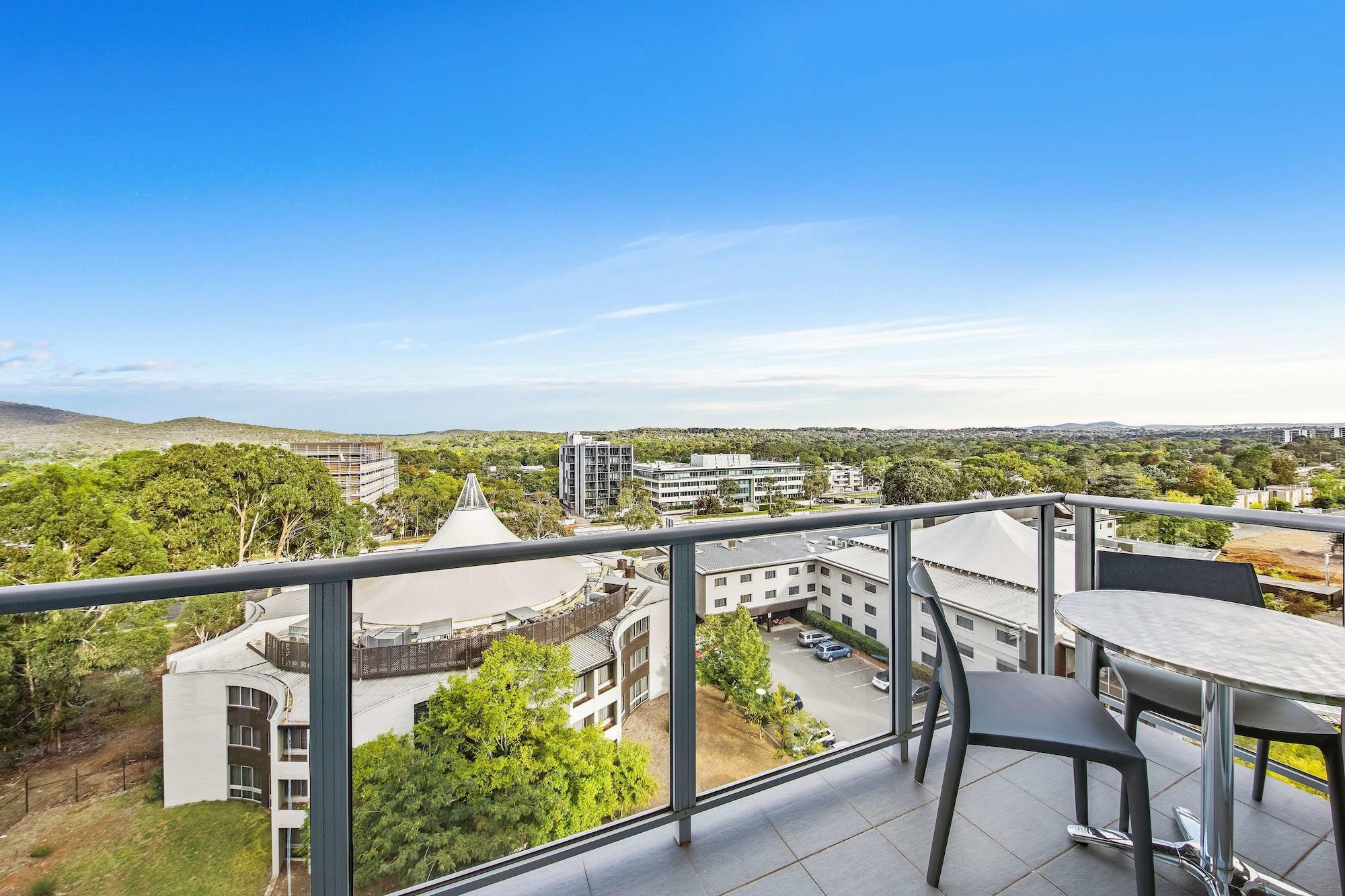 Adina Serviced Apartments Canberra Dickson Eksteriør bilde