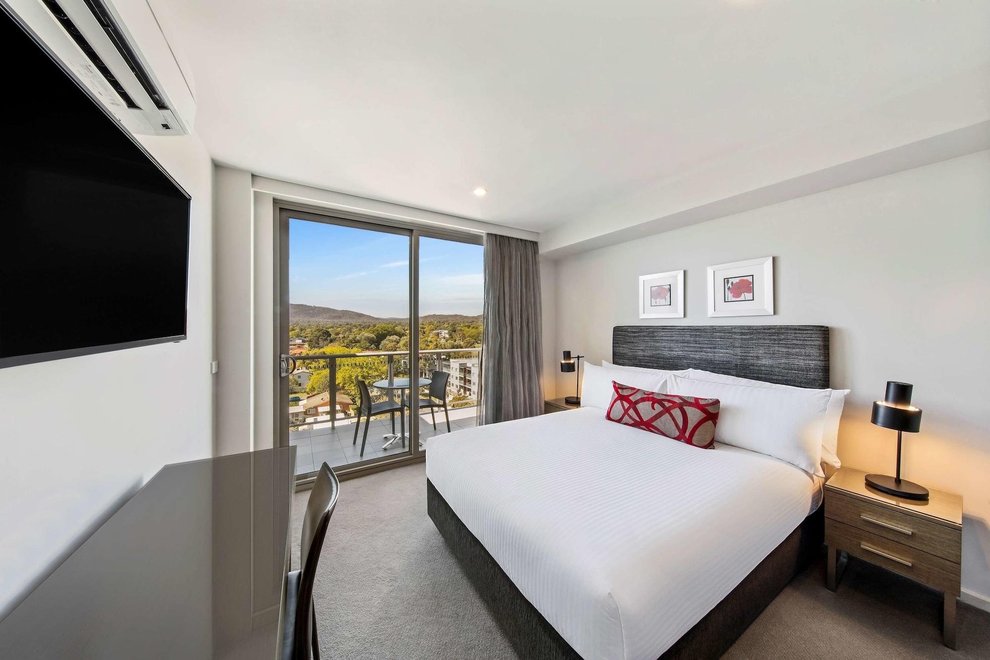 Adina Serviced Apartments Canberra Dickson Eksteriør bilde